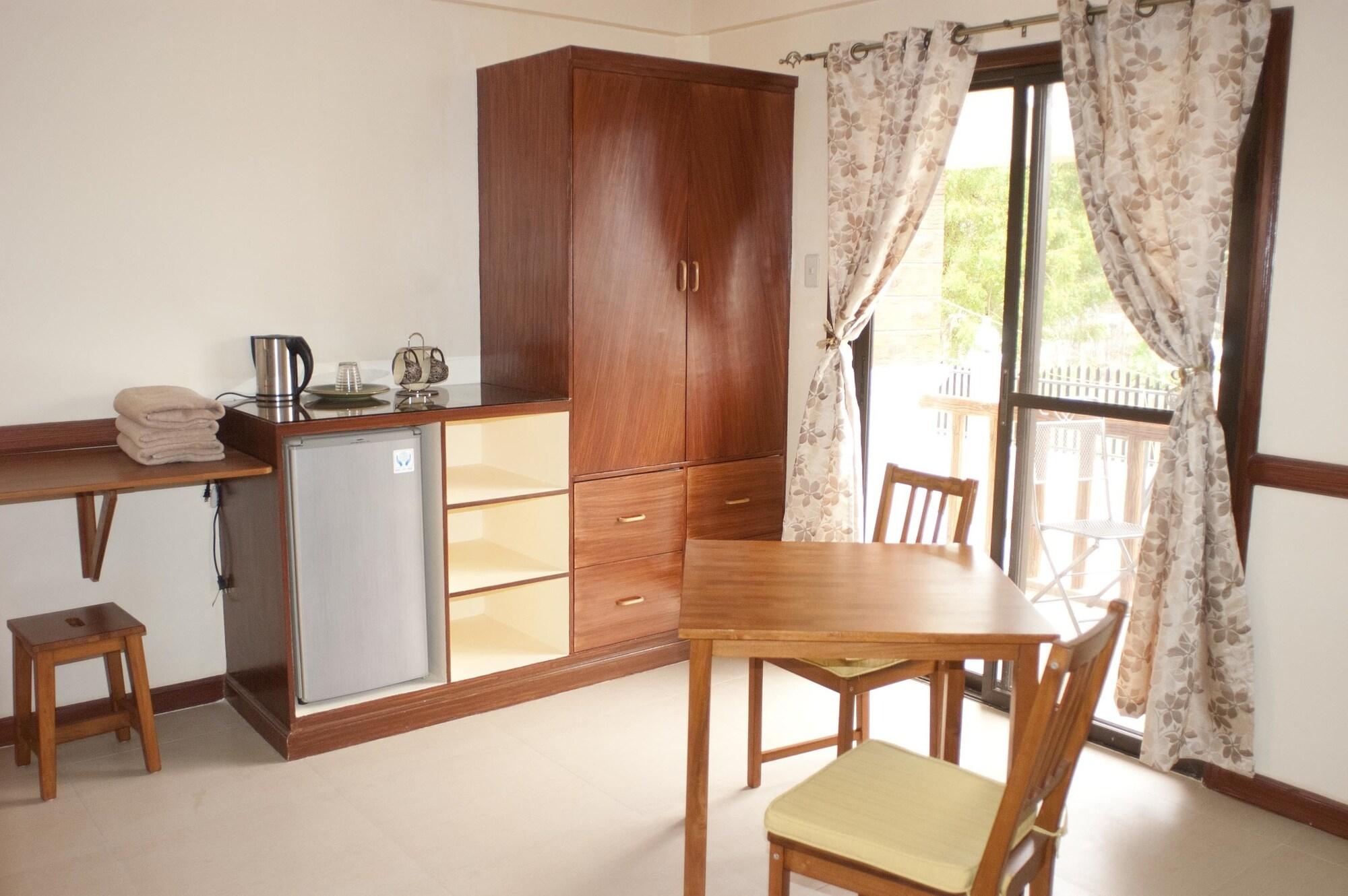 Punta House Hotel Lapu-Lapu City Buitenkant foto