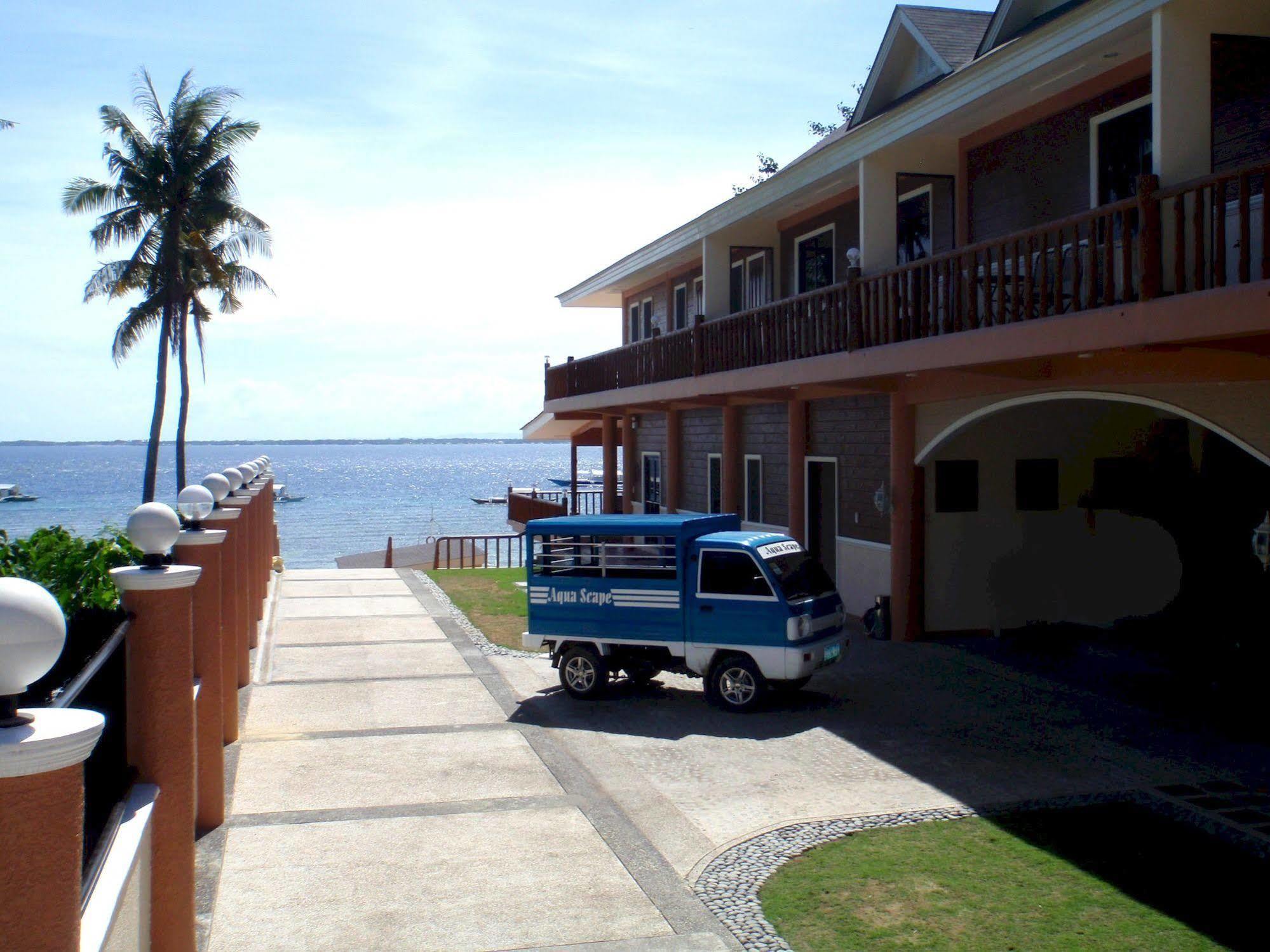 Punta House Hotel Lapu-Lapu City Buitenkant foto